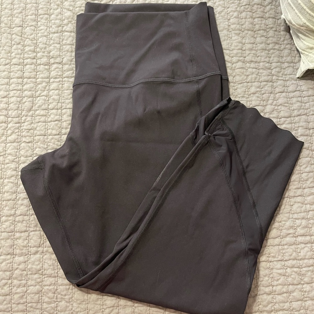 lululemon wunder under scallop leggings